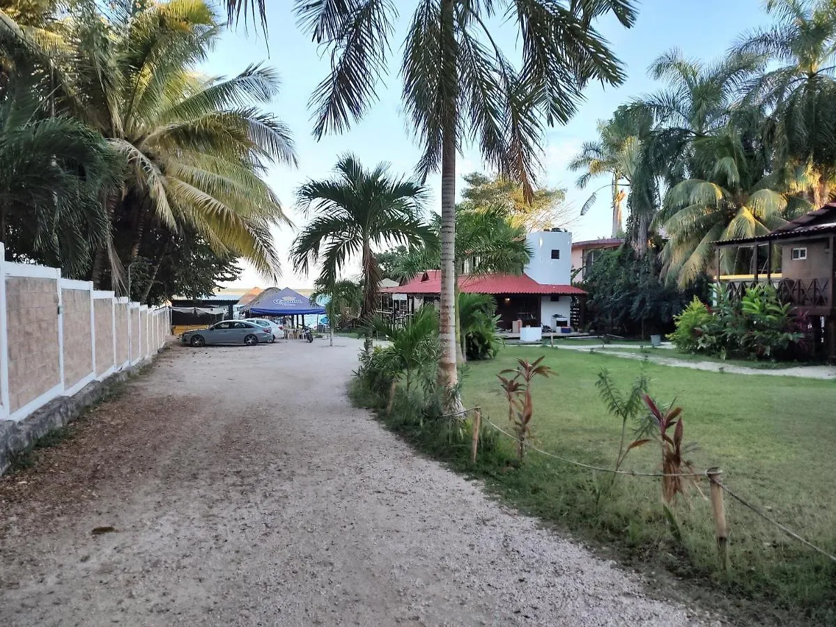 Papitos Bacalar Hotel And Marina